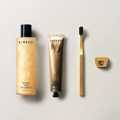 Aurezzi Gift Box Ağız Bakım Suyu 200ML Menthol Gold Diş Macunu 75ML Gold Black Soft Diş Fırçası Gold Tutacak Set