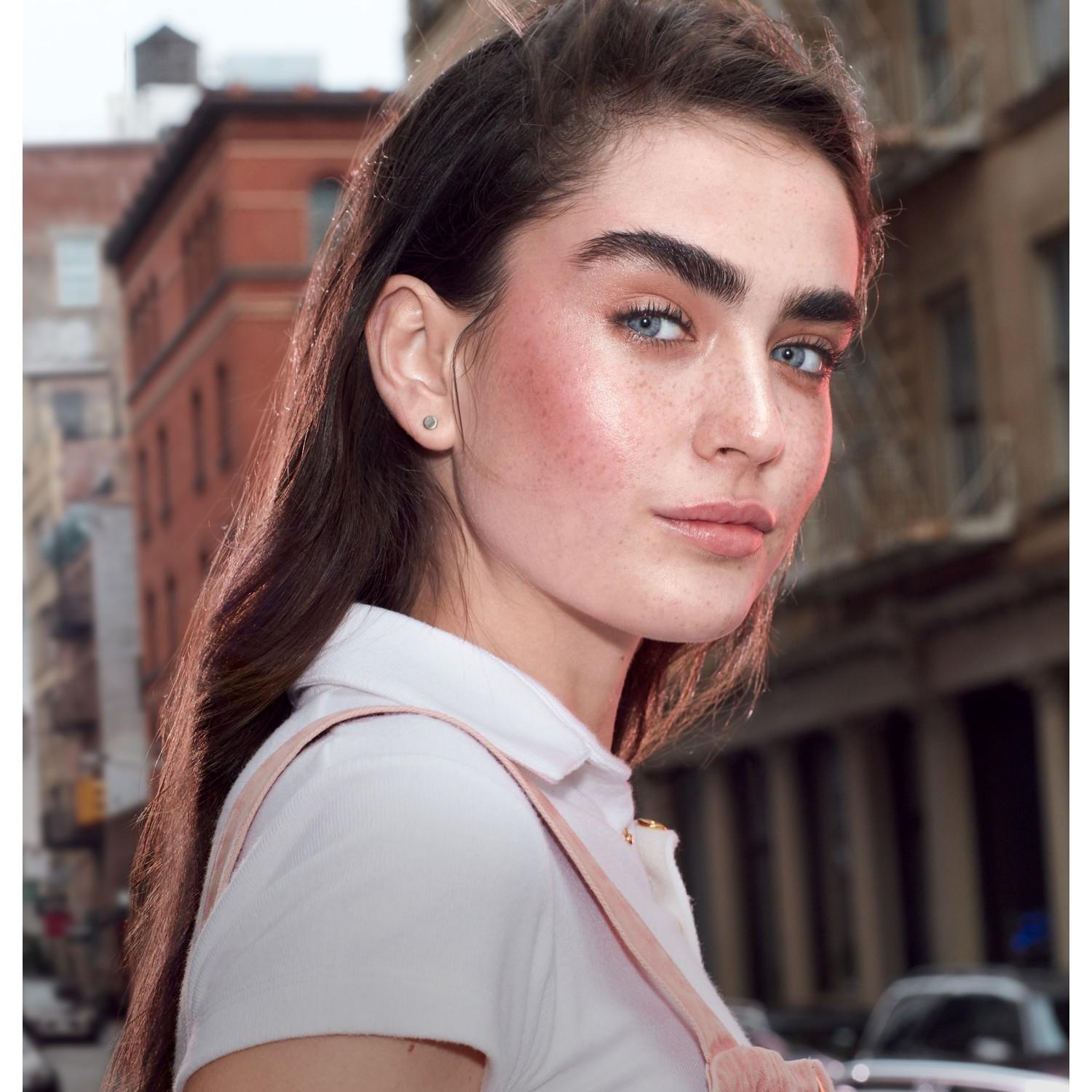 Maybelline New York Cheek Heat Likit Allık - 15 Nude Burn
